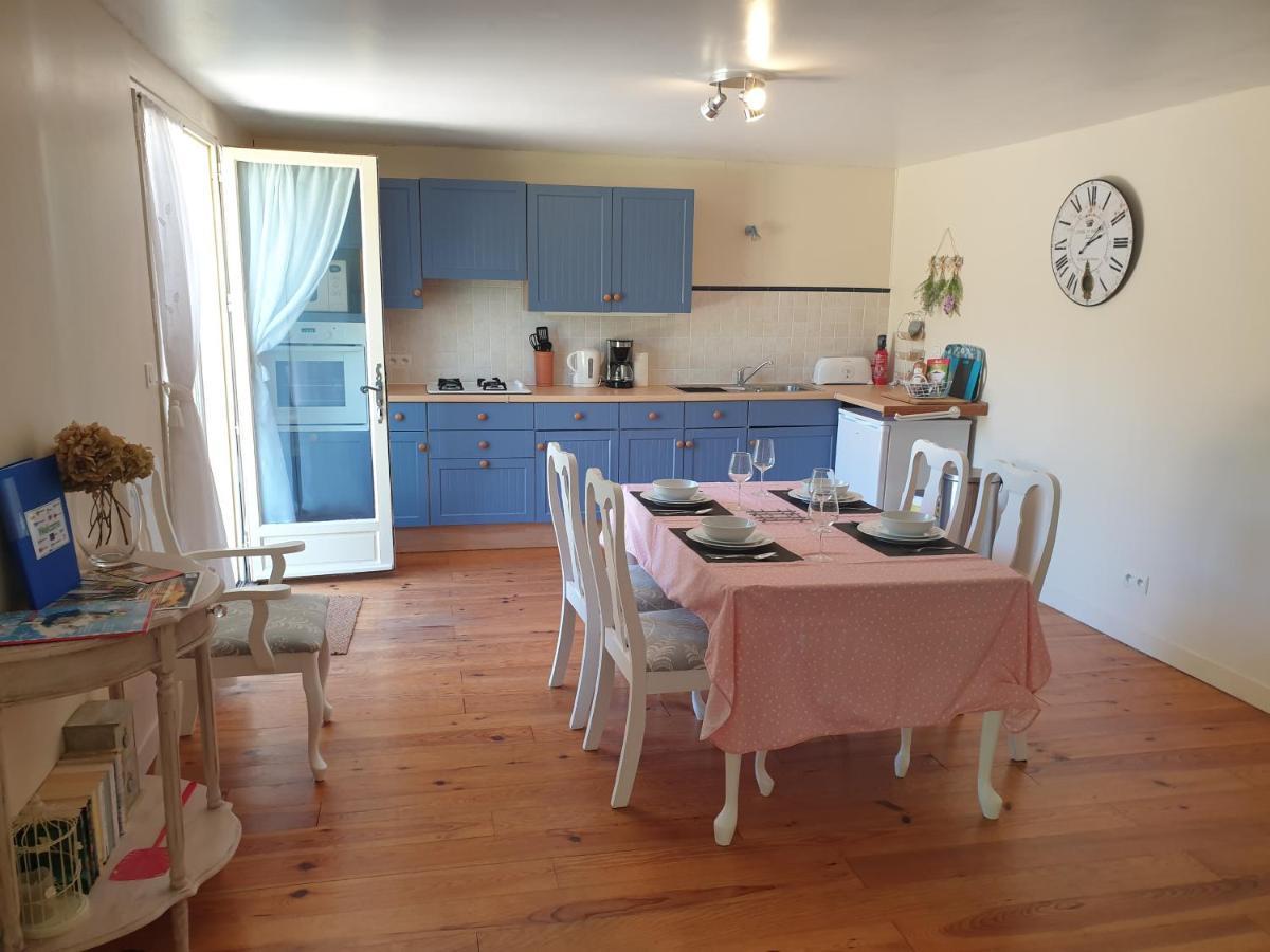 Chez Louis Gites Fumel Buitenkant foto