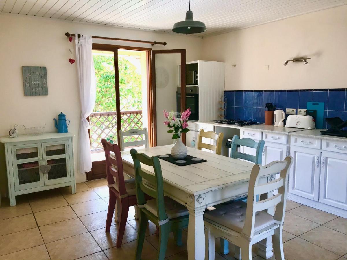 Chez Louis Gites Fumel Buitenkant foto
